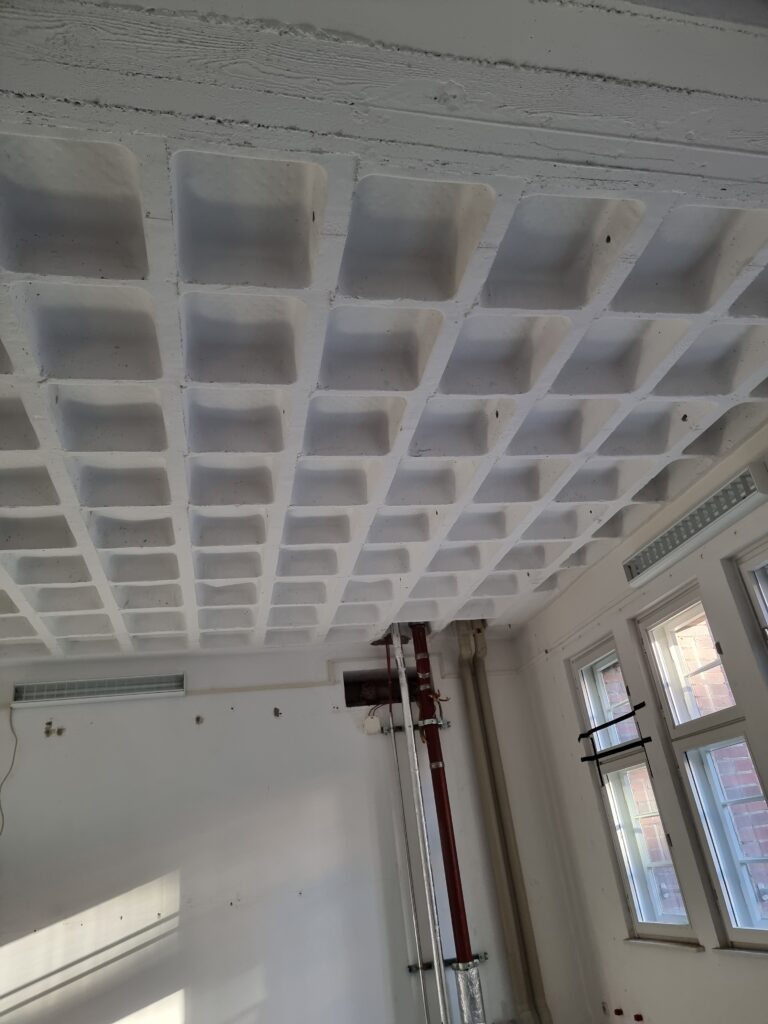 Sanierung von Betonrippendecken